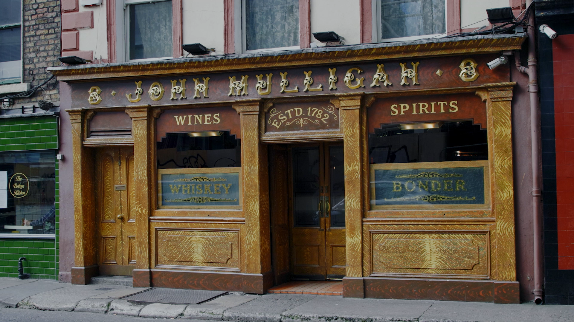 Heineken - Pub Succession